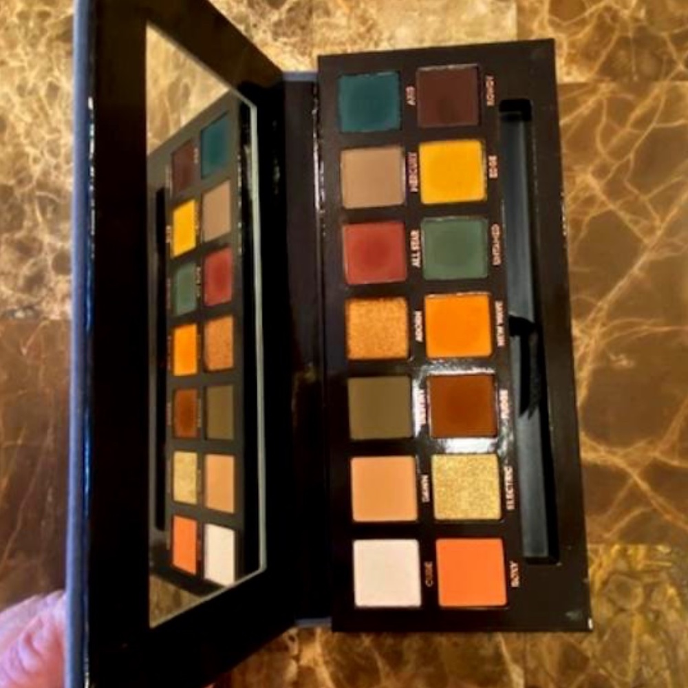 ABH Subculture Eyeshadow Palette